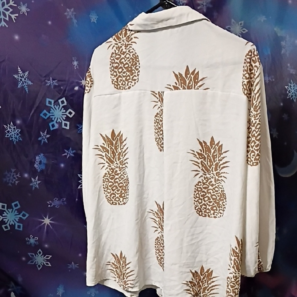 White and Brown Pineapple Print Shirt - Picture 5 of 5